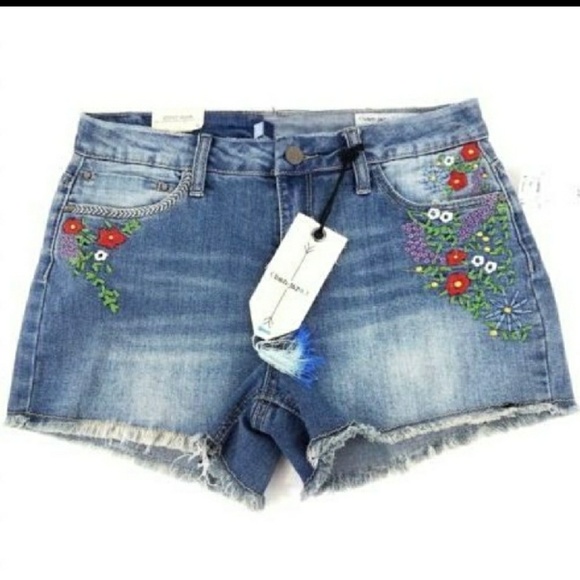 Pants - Banjara Denim Gypsy Shorts floral size 27